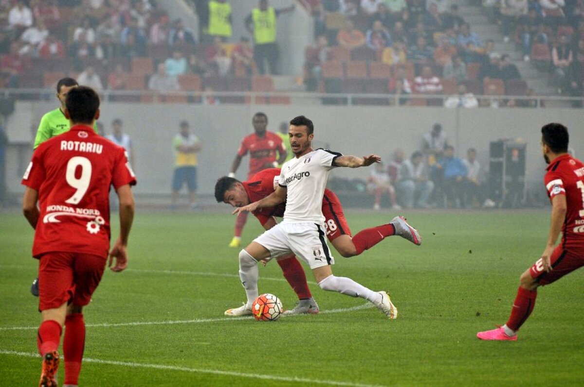 VIDEO+FOTO Șumudică l-a bătut iar pe Rednic: Dinamo - Astra 0-1 » Giurgiuvenii rămîn liderii Ligii 1 după turul de campionat 