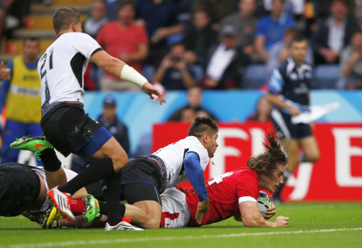 VIDEO+FOTO Victorie de senzație a României » De la 0-15 pentru Canada, "stejarii" au întors partida și au dat dovadă de caracter