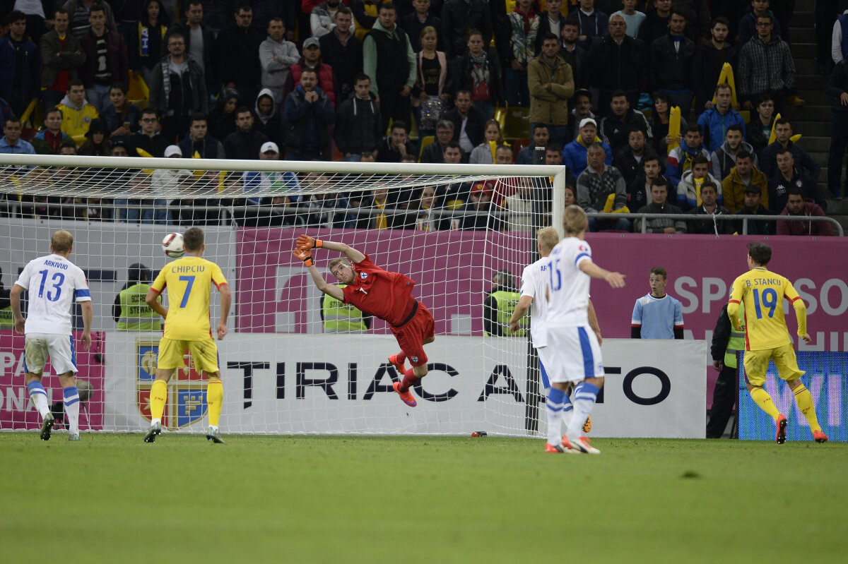 VIDEO și FOTO România - Finlanda 1-1 » Hoban îi salvează pe tricolori în minutul 91! Rămînem pe locul 2 în grupă