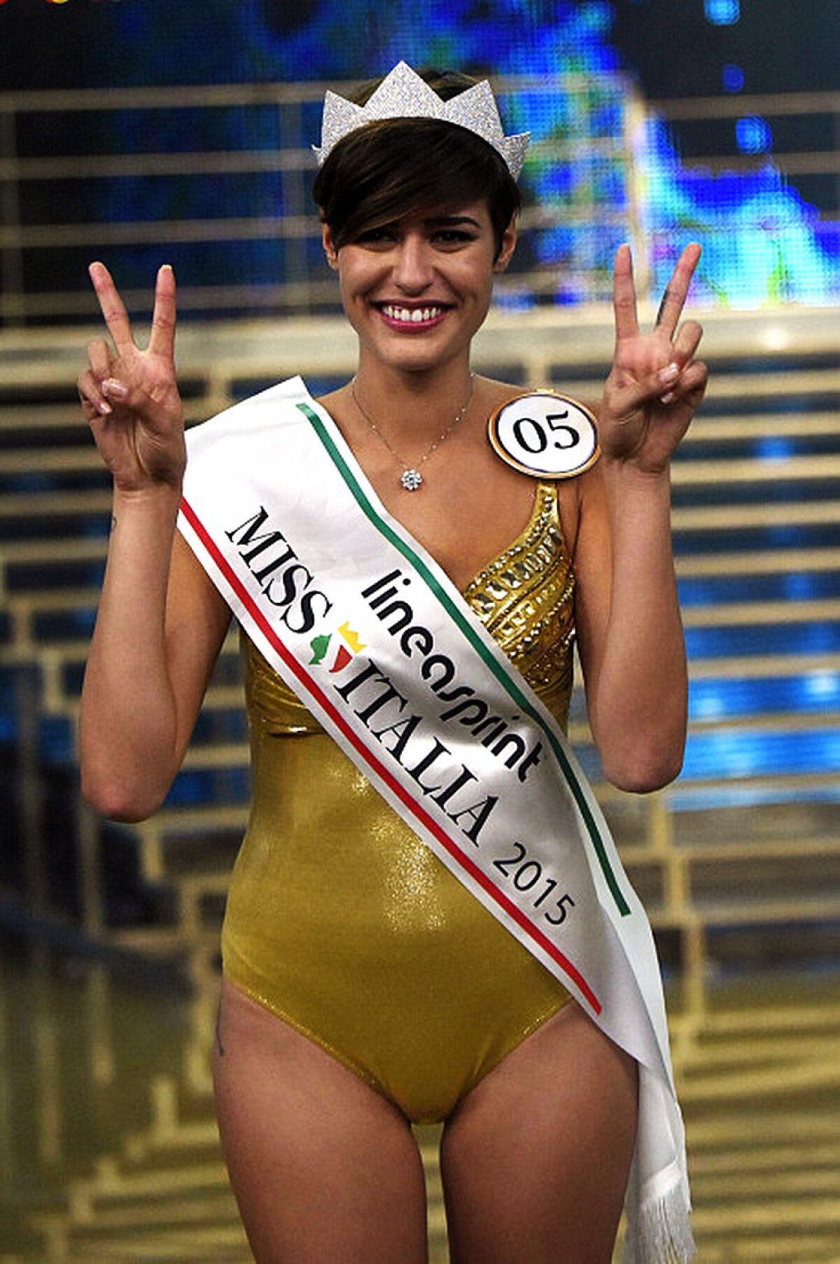 GALERIE FOTO » O baschetbalistă superbă a cîştigat Miss Italia! Uite cît de frumoasă poate fi