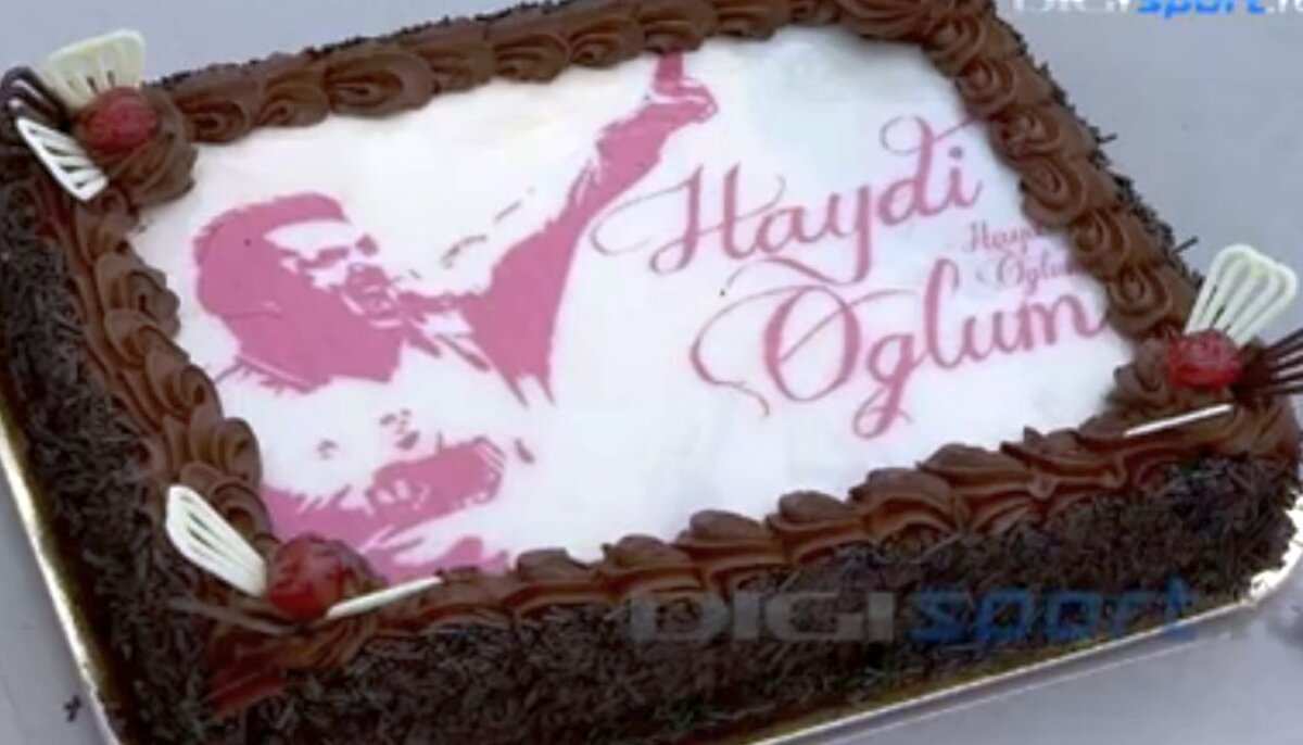 FOTO Cadou special primit de Gică Popescu de ziua lui » Cu ce s-a trezit la poarta penitenciarului