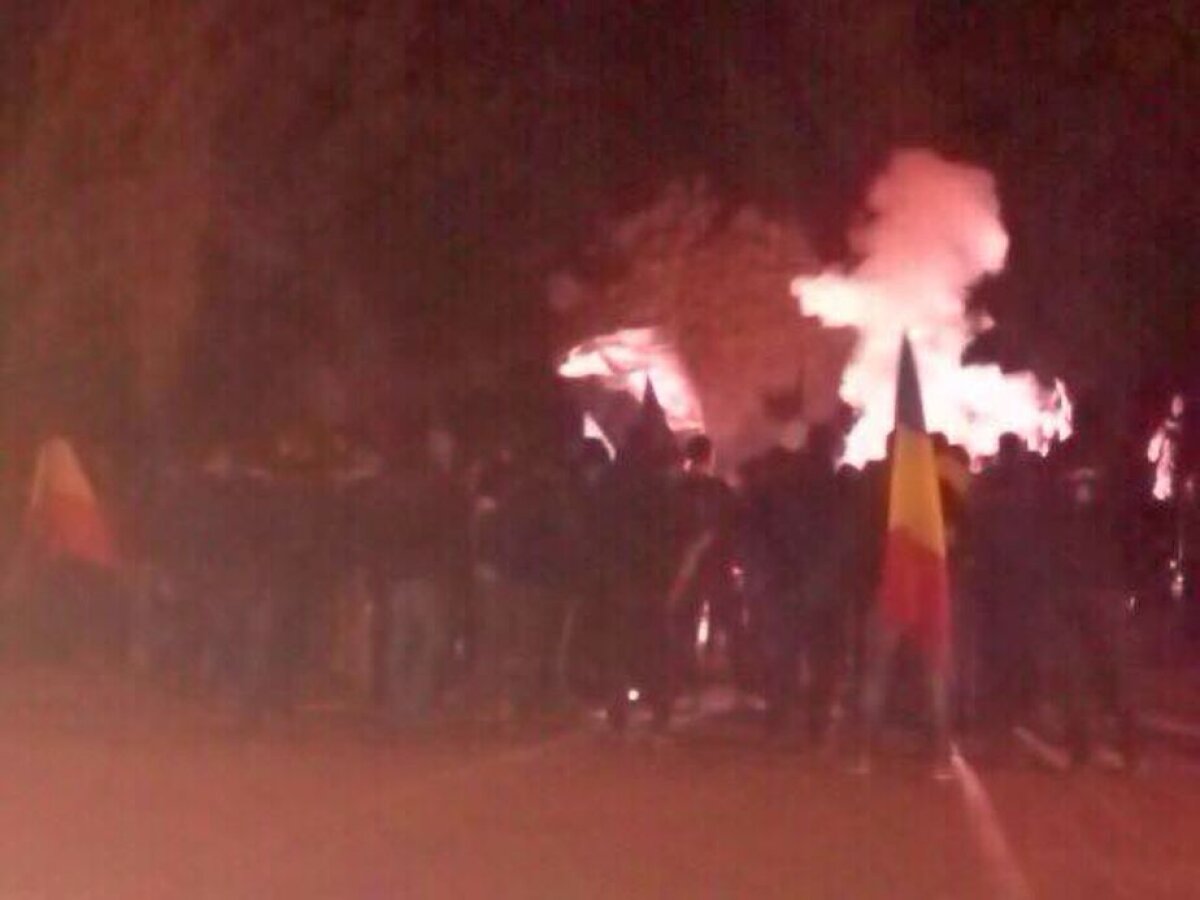 Atenție, imagini șocante! Fanii ruși s-au luat la bătaie cu moldovenii » Incidentele s-au lăsat cu victime pline de sînge