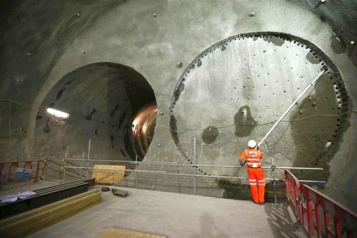 Uitați-vă ce fac alții: rețeaua uluitoare de metrou pe care Londra o inaugurează în 2018! 56 de kilometri în 8 ani