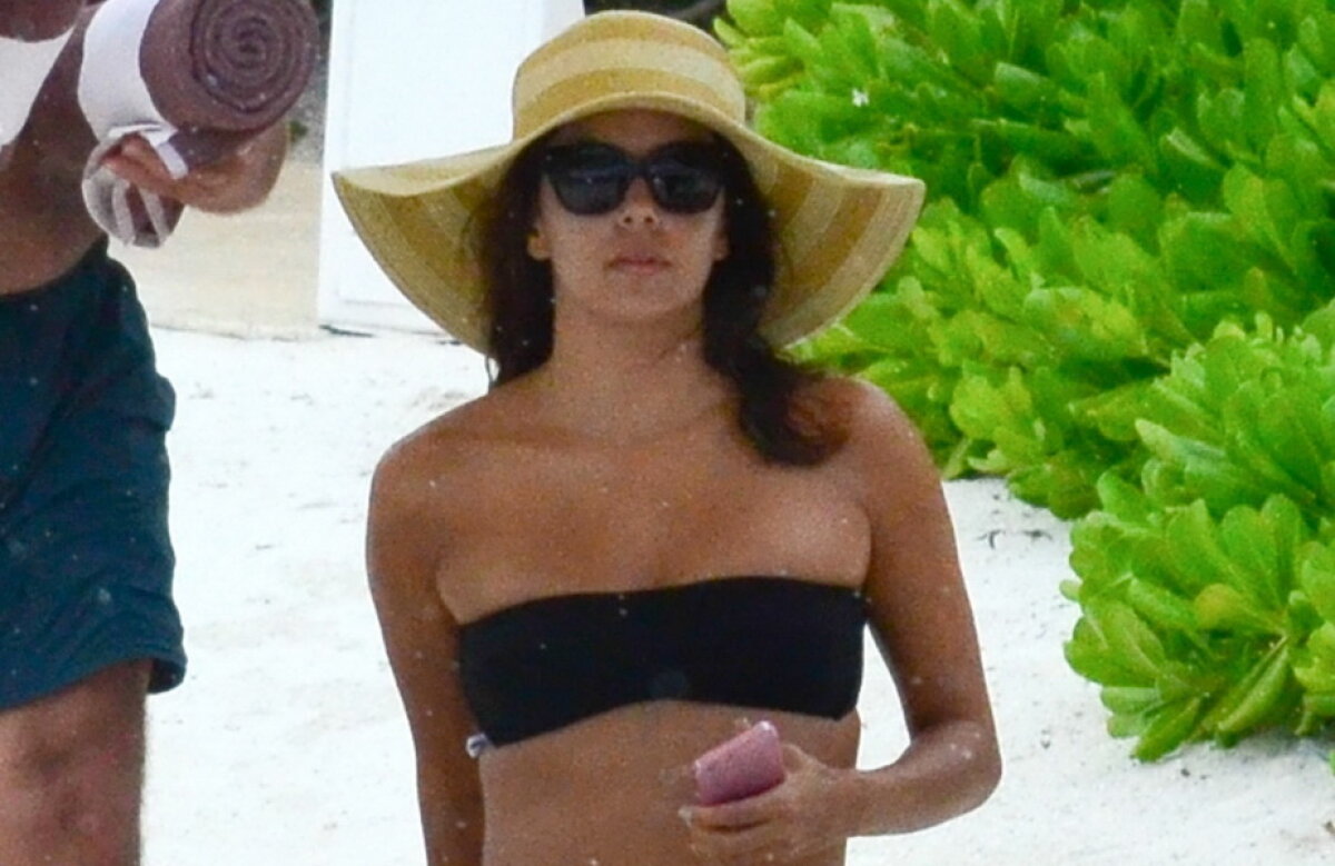 FOTO » Eva Longoria strălucește la 40 de ani! A încîntat toate privirile în Cancun
