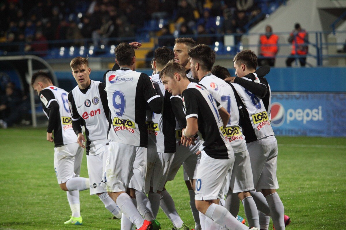 (P) Calificare de senzație! Puștii de la Viitorul, susținuți de Pepsi în proiectul Next 11, merg în turul doi al Ligii Campionilor!