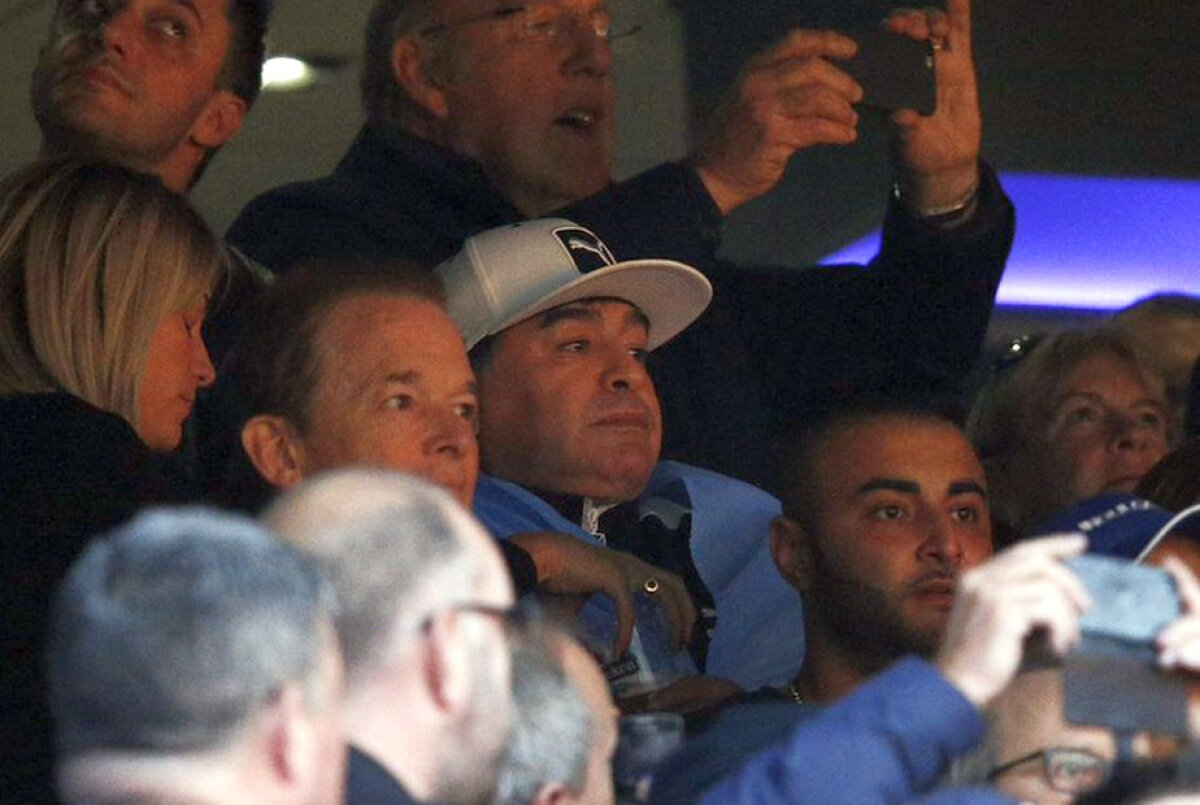 VIDEO+FOTO Australia merge în finala CM de rugby după ce a învins-o pe Argentina » Cum a trăit meciul Maradona