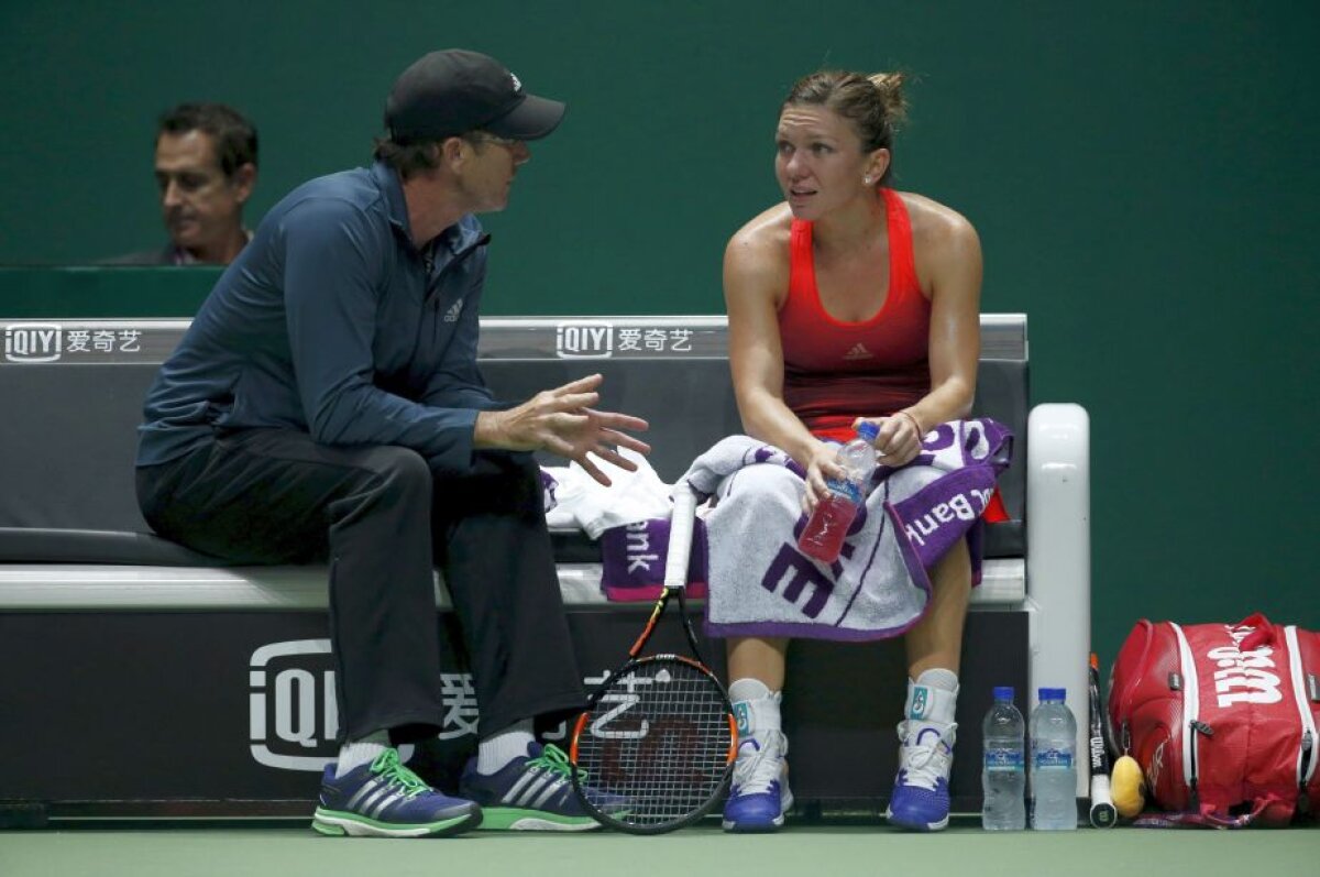 VIDEO + FOTO Coșmarul continuă și în Singapore: Halep pierde în două seturi cu Șarapova » Cum se califică Simona