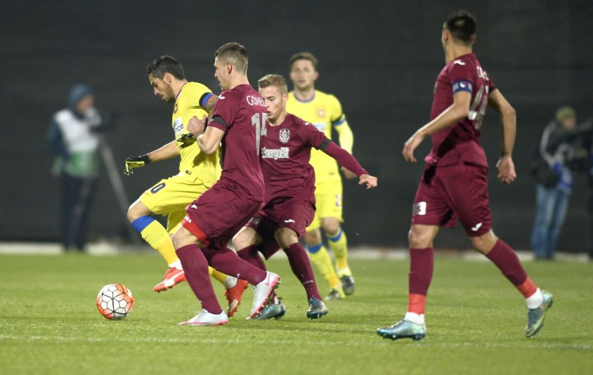 VIDEO+FOTO CFR Cluj învinge Steaua, 2-0, cu două goluri suspecte! Roş-albaştrii pierd după 10 ani în faţa ardelenilor