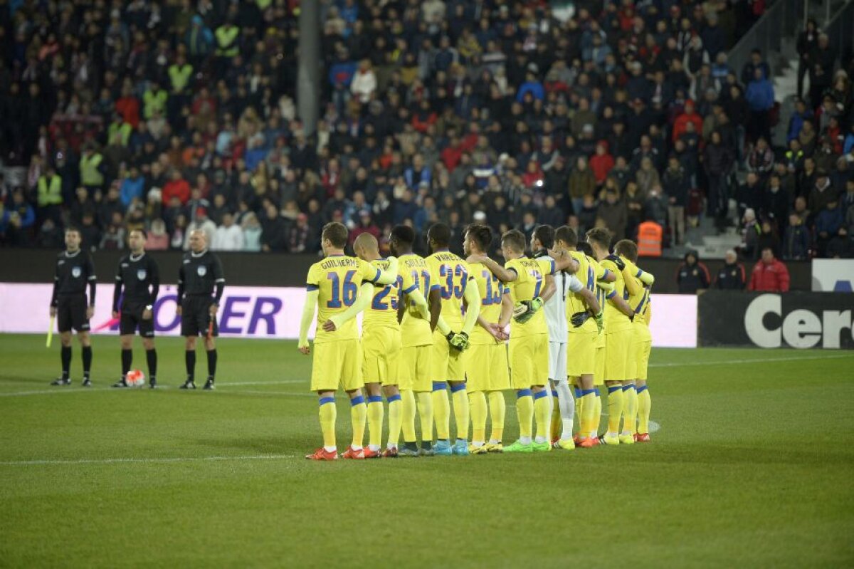 VIDEO+FOTO CFR Cluj învinge Steaua, 2-0, cu două goluri suspecte! Roş-albaştrii pierd după 10 ani în faţa ardelenilor