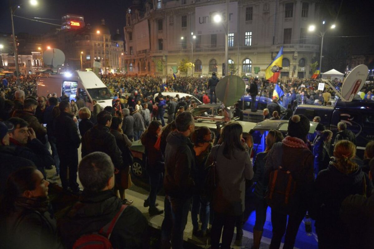 FOTO + VIDEO Protestele au depășit granițele României » Lumea a ieșit din nou în stradă în București, dar și la Paris și Londra