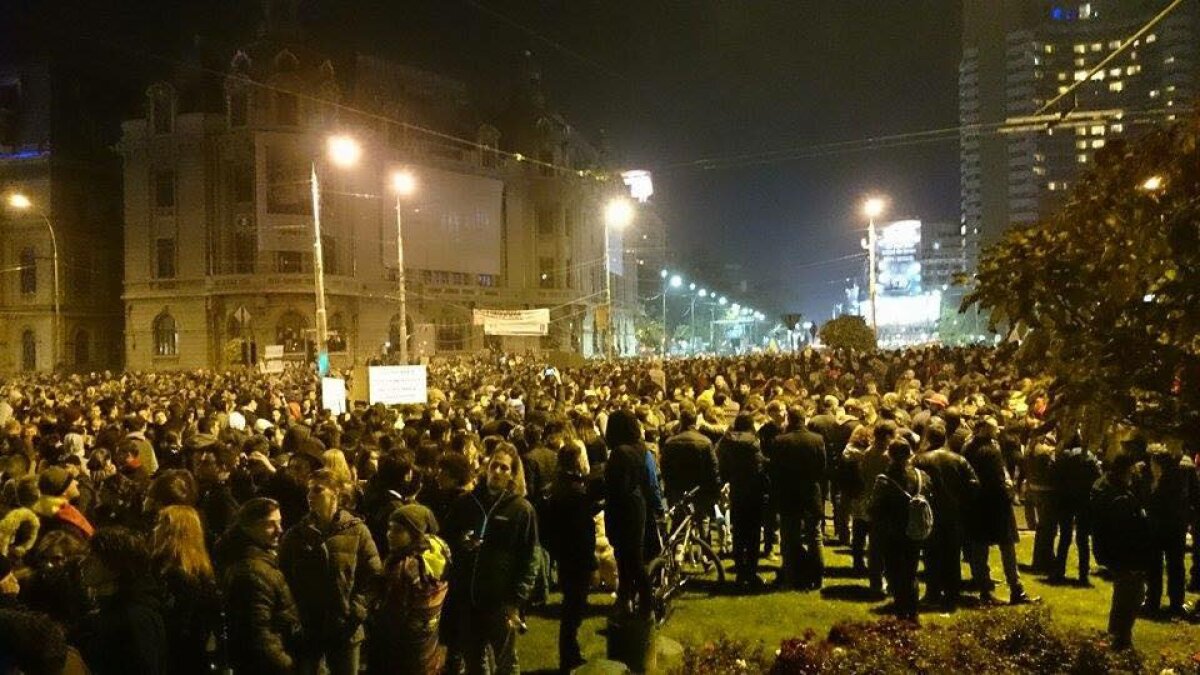 FOTO + VIDEO Protestele au depășit granițele României » Lumea a ieșit din nou în stradă în București, dar și la Paris și Londra