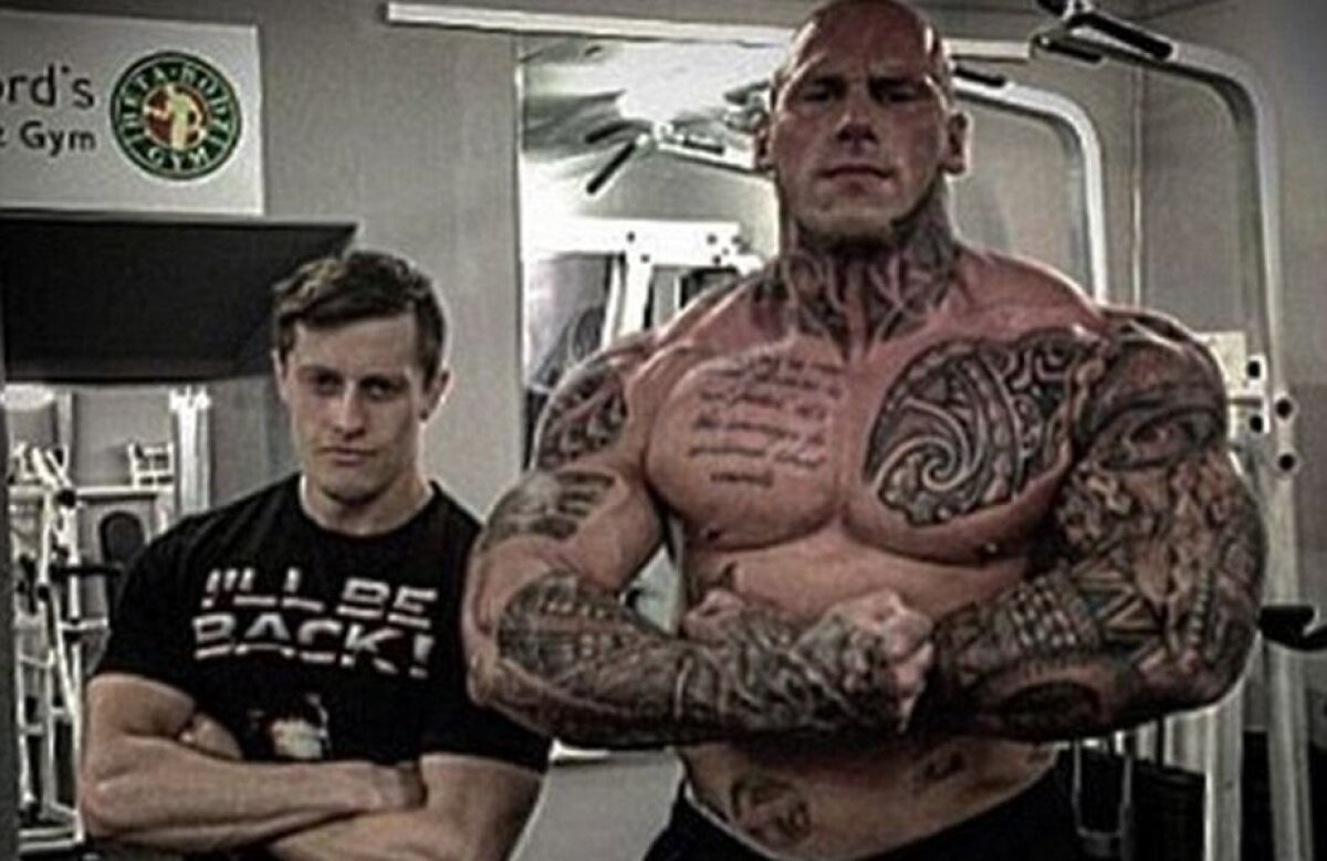 VIDEO + FOTO Secretul unei transformări uluitoare: adolescentul care a ajuns "monstrul" sălilor de fitness și face îndreptări cu 350 kg!