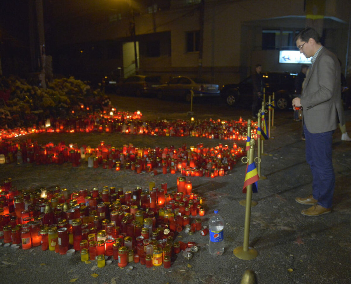 VIDEO+FOTO "Tricolorii" s-au recules la locul tragediei din Colectiv 