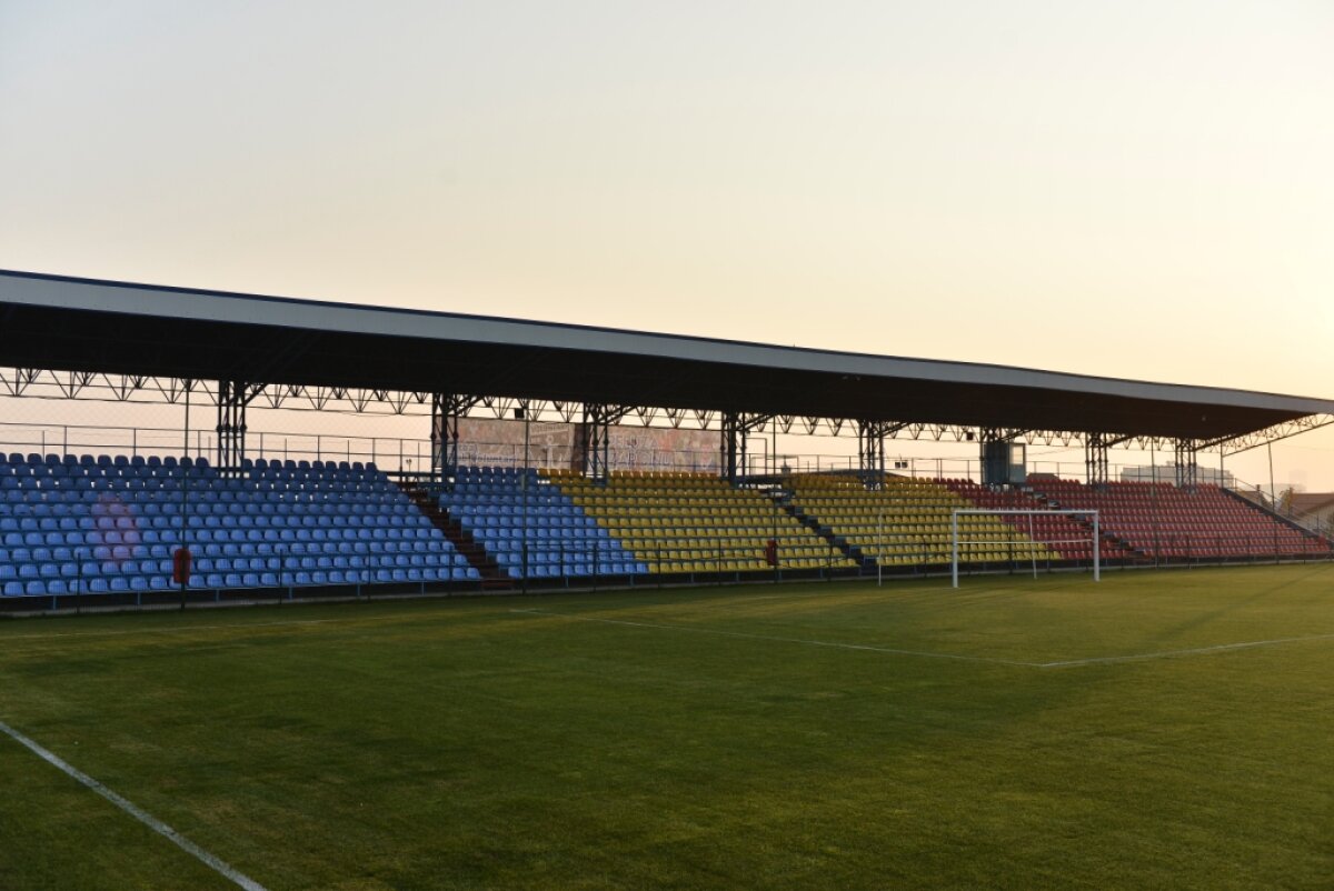 VIDEO Ce trebuia să fie și ce-a ieșit :D » Arena "Anghel Iordănescu" așteaptă primul meci din Liga 1