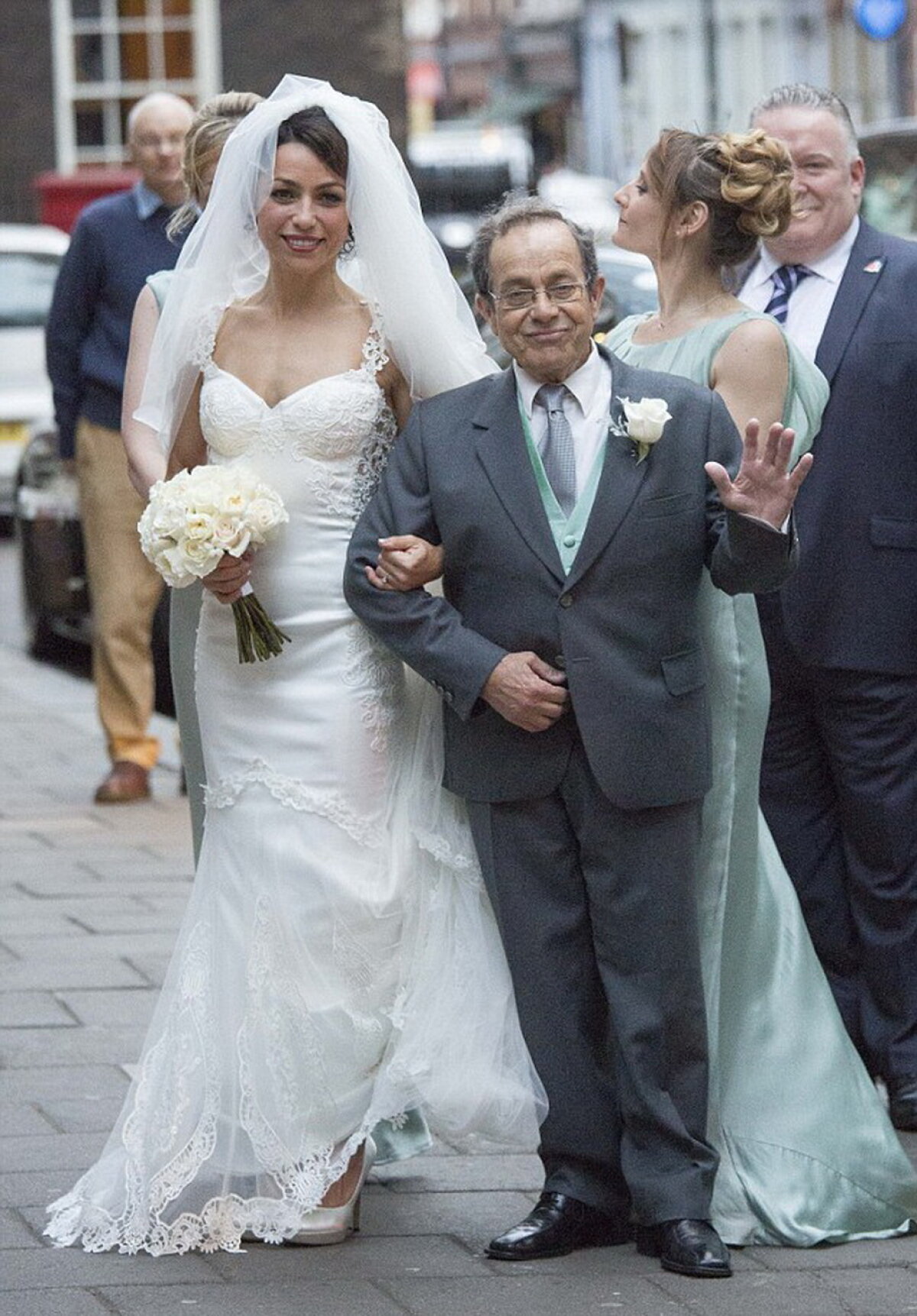 GALERIE FOTO » Eva Carneiro s-a căsătorit, miercuri, la Londra
