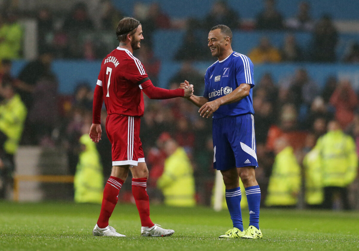 VIDEO + FOTO Momente emoționante la meciul caritabil al lui Beckham » A fost schimbat de fiul său, Brooklyn. Zidane și Vieira n-au venit din cauza atentatelor de la Paris