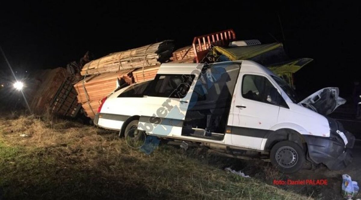 UPDATE VIDEO Accident teribil pe DN2! Microbuzul echipei de handbal CSU Tîrgoviște implicat într-un accident: 3 sportivi au murit pe loc!