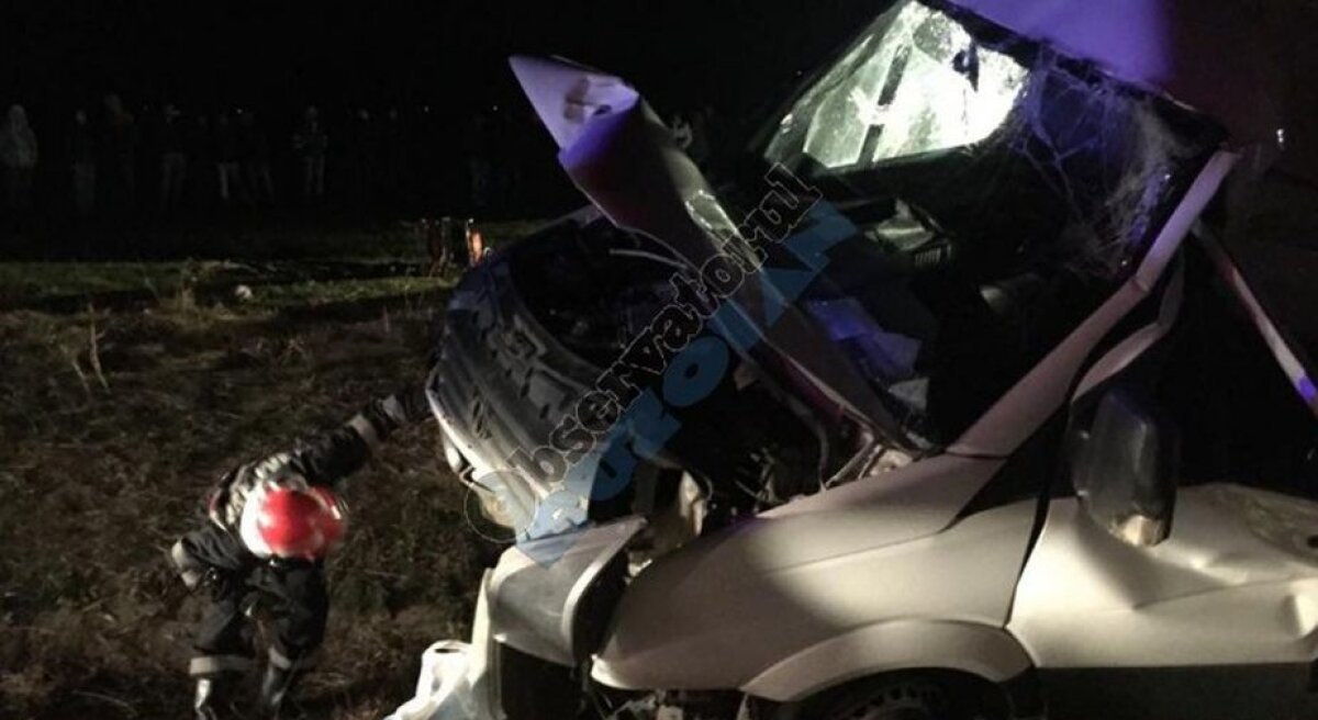 UPDATE VIDEO Accident teribil pe DN2! Microbuzul echipei de handbal CSU Tîrgoviște implicat într-un accident: 3 sportivi au murit pe loc!