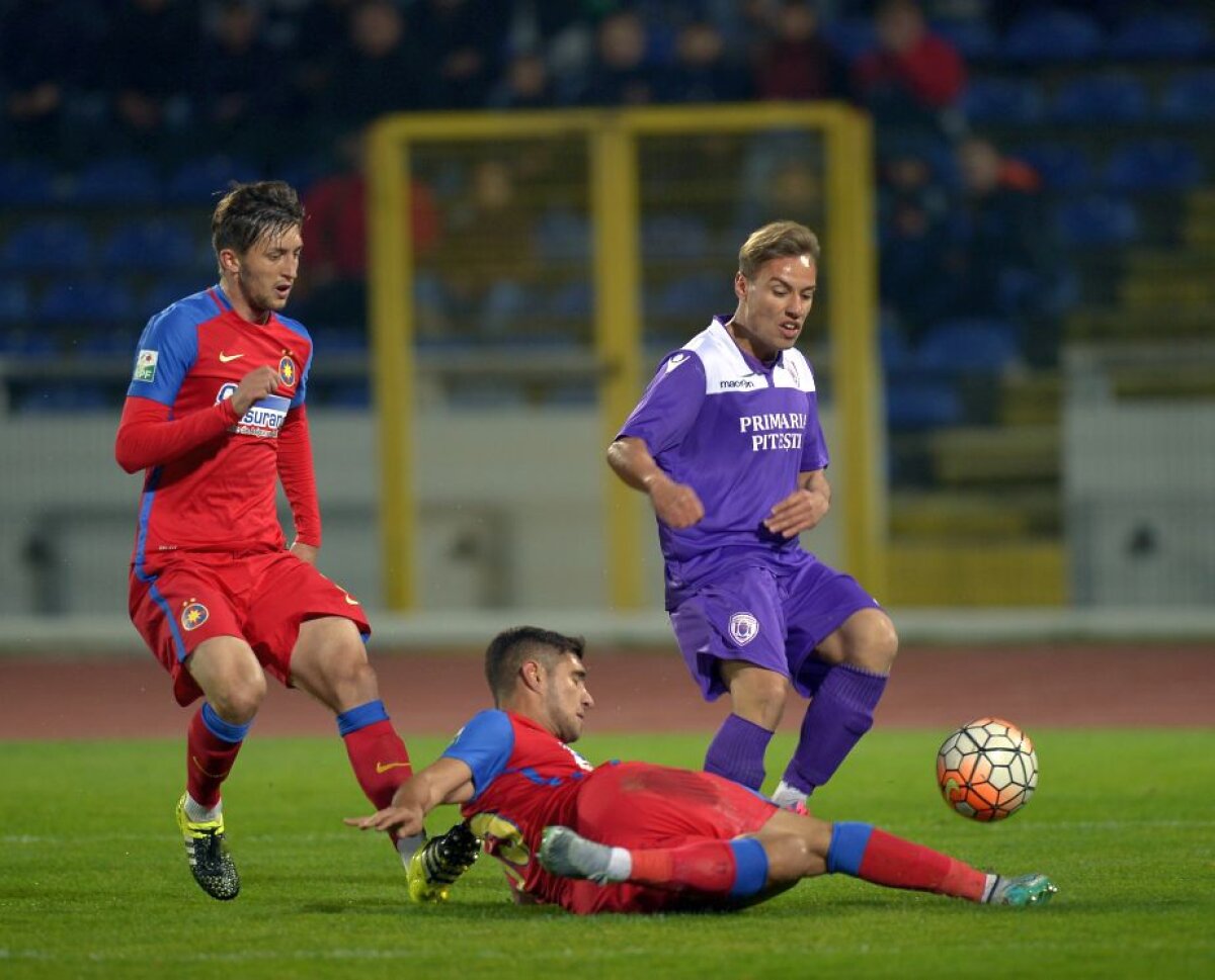 FOTO Chinuit » Steaua a cîștigat greu amicalul cu SCM Pitești, 1-0 » 3000 de oameni au asistat la meci