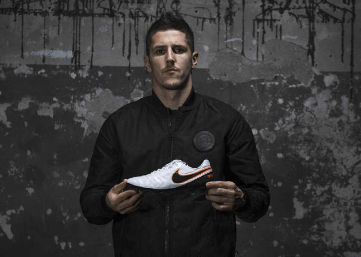 NIKE TIEMPO LEGEND 6