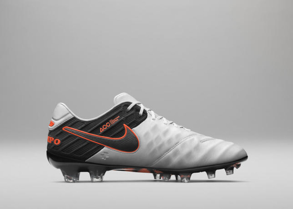 NIKE TIEMPO LEGEND 6