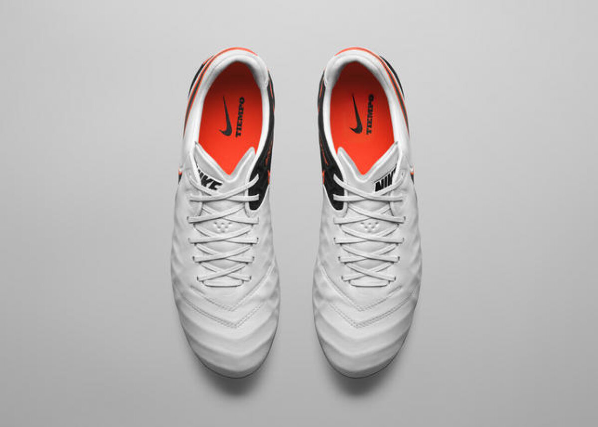 NIKE TIEMPO LEGEND 6