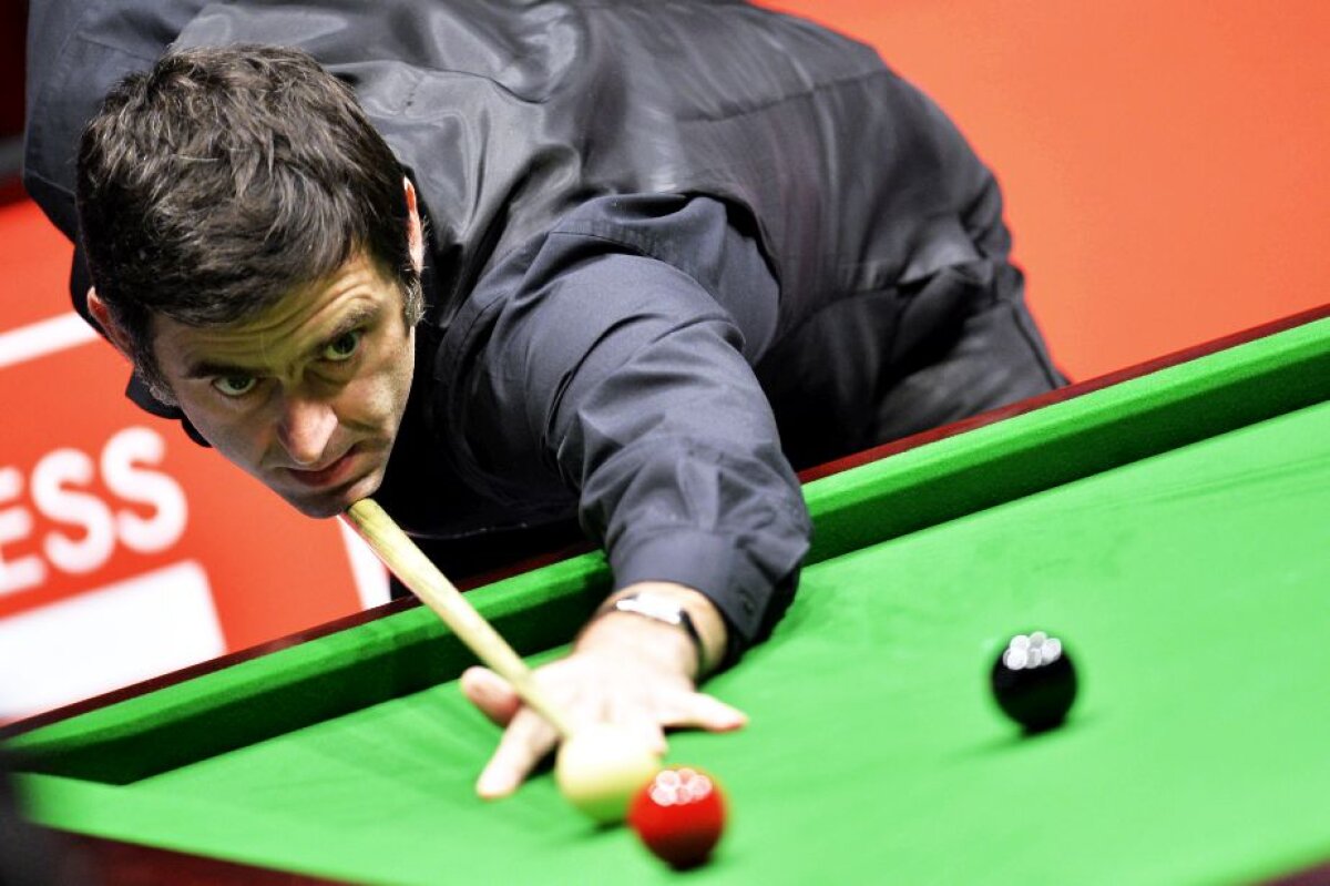 EXCLUSIV FOTO Gest emoționant la gala de snooker de la București: Ronnie O'Sullivan&Co. au purtat ecusoane speciale