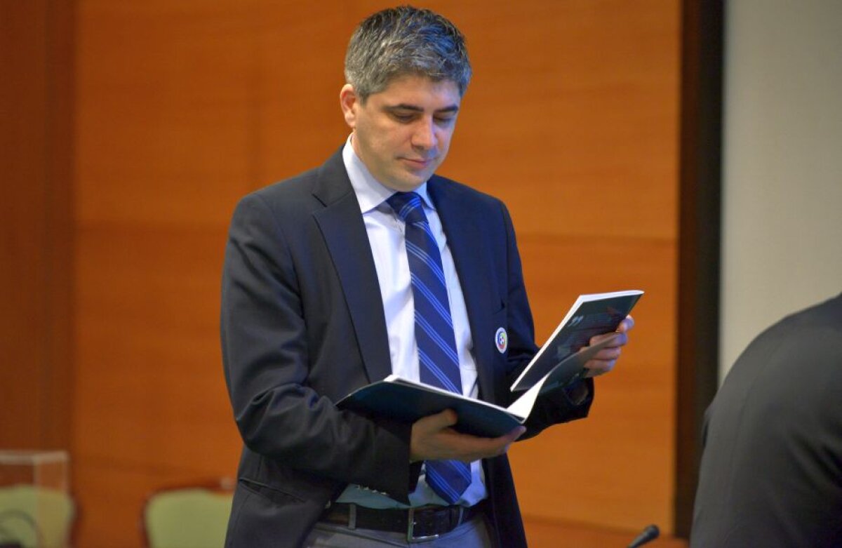 Gazeta a intrat în posesia unei înregistrări în care Deaconu recunoaşte că face favoruri la testele arbitrilor: "L-am trecut o dată testul, dar nu aştepta tot timpul de la mine!"