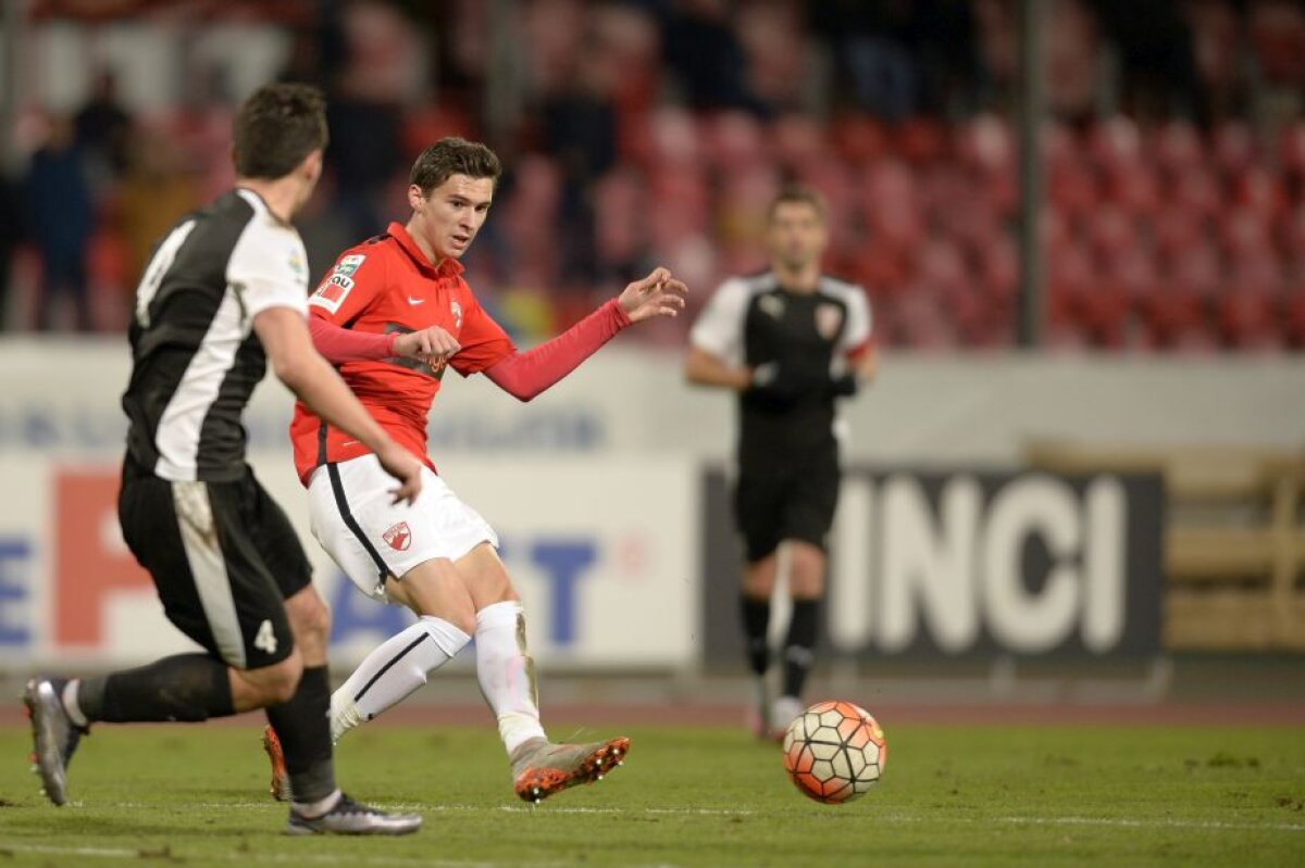 VIDEO+FOTO Dinamo a depășit Steaua în clasament după 3-1 cu FC Voluntari! Gol de senzație al lui Anton