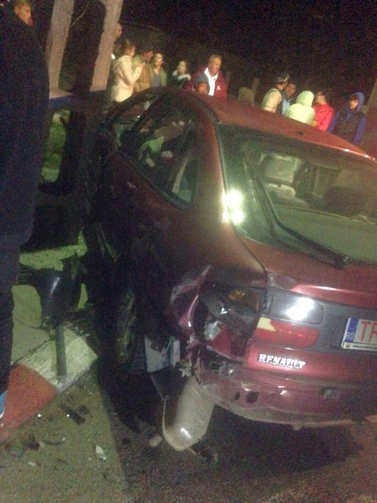 EXCLUSIV Autocarul Rapidului a fost implicat într-un accident de circulație!