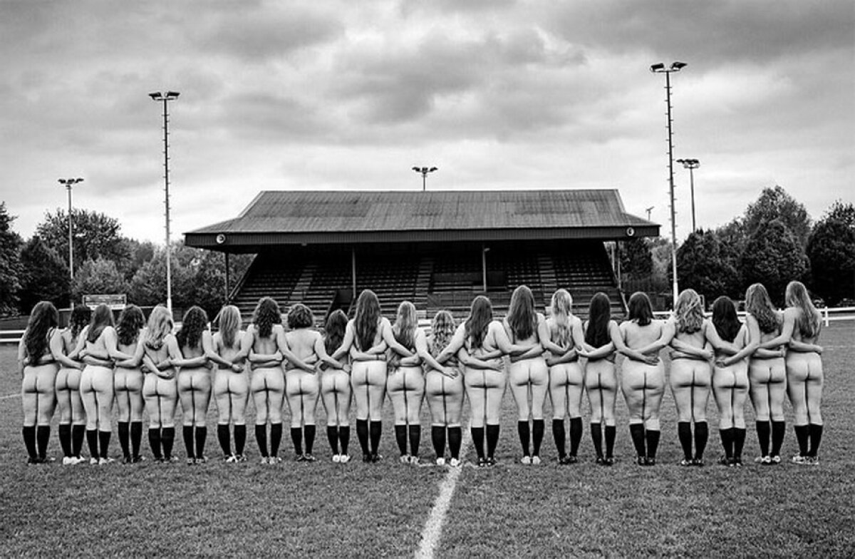 Ele fac ravagii pe terenul de rugby, dar şi pe coperţile calendarelor! Vezi imagini interzise cardiacilor