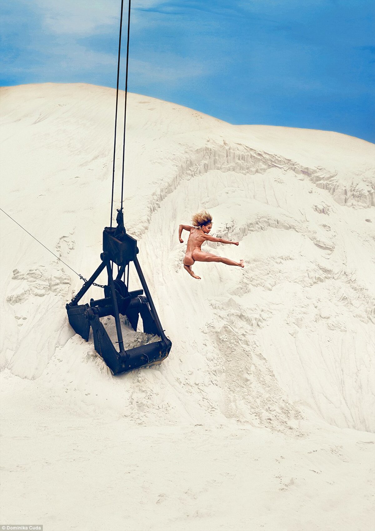 FOTO Cel mai incitant calendar din 2016 » Sportivii din Polonia s-au dezbrăcat pentru cauze caritabile