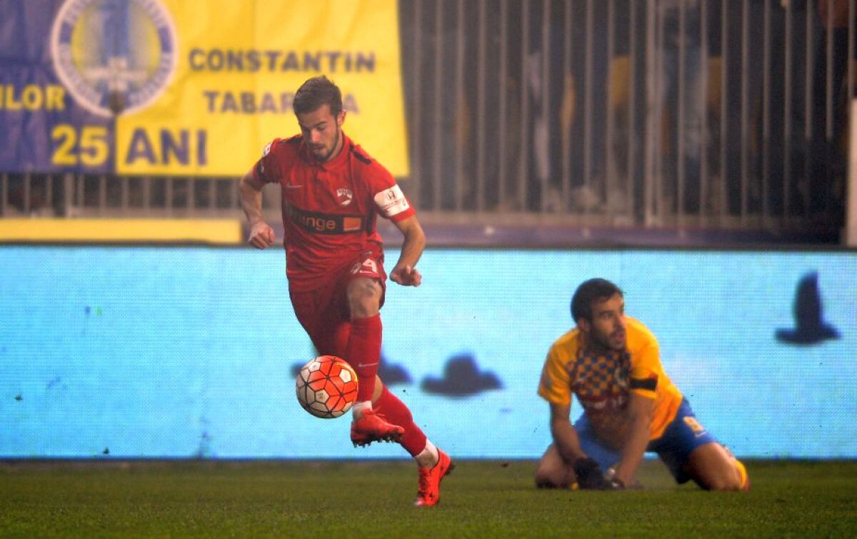 VIDEO + FOTO Siguri de play-off! Dinamo a învins Petrolul, scor 2-1! "Cîinii" au înscris un gol controversat