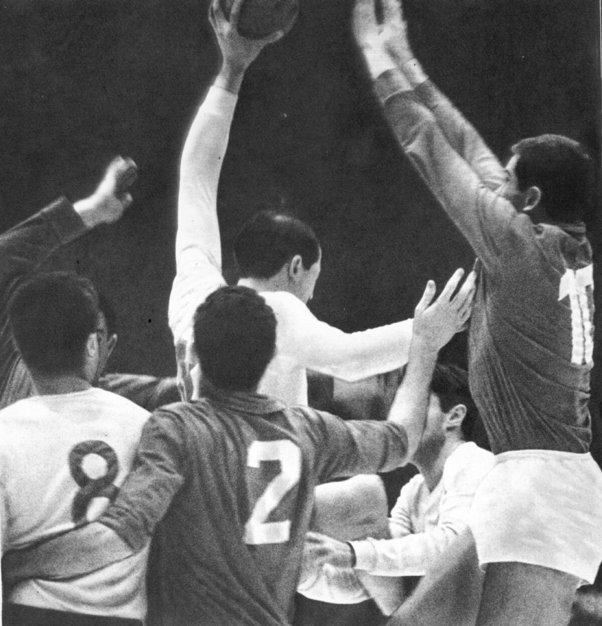 Gheorghe Gruia, "mîna de aur a handbalului românesc", a murit astăzi în Mexic, la vîrsta de 75 de ani