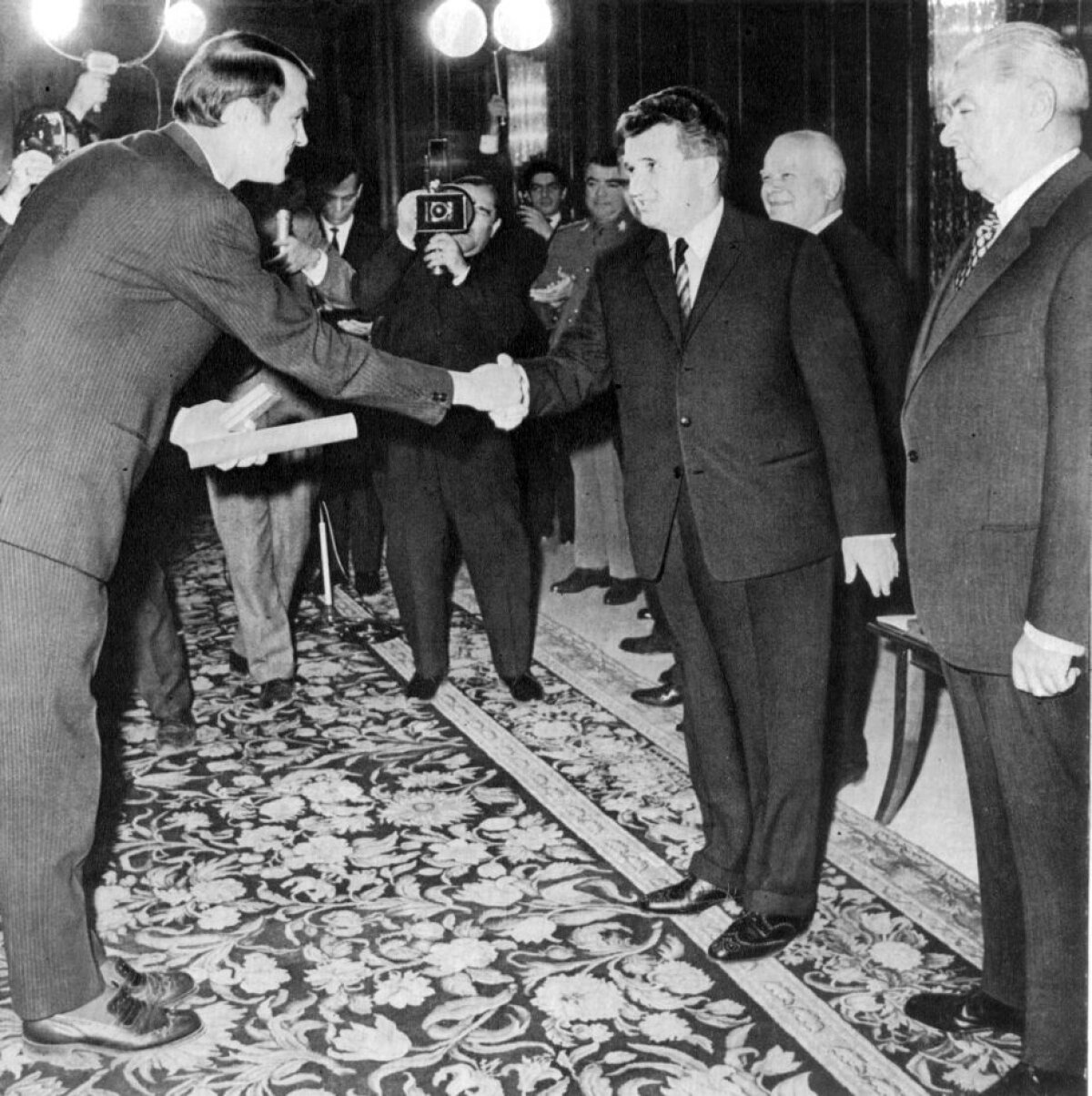 Gheorghe Gruia, "mîna de aur a handbalului românesc", a murit astăzi în Mexic, la vîrsta de 75 de ani