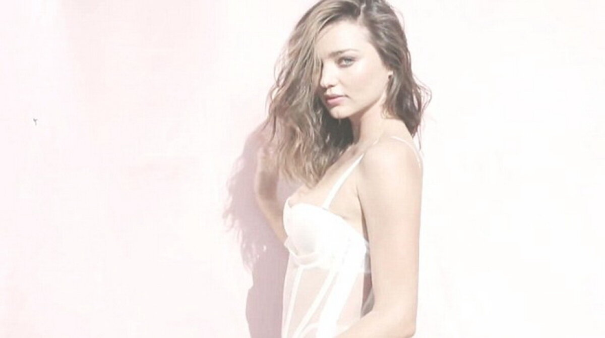FOTO » Miranda Kerr este mai sexy ca niciodată