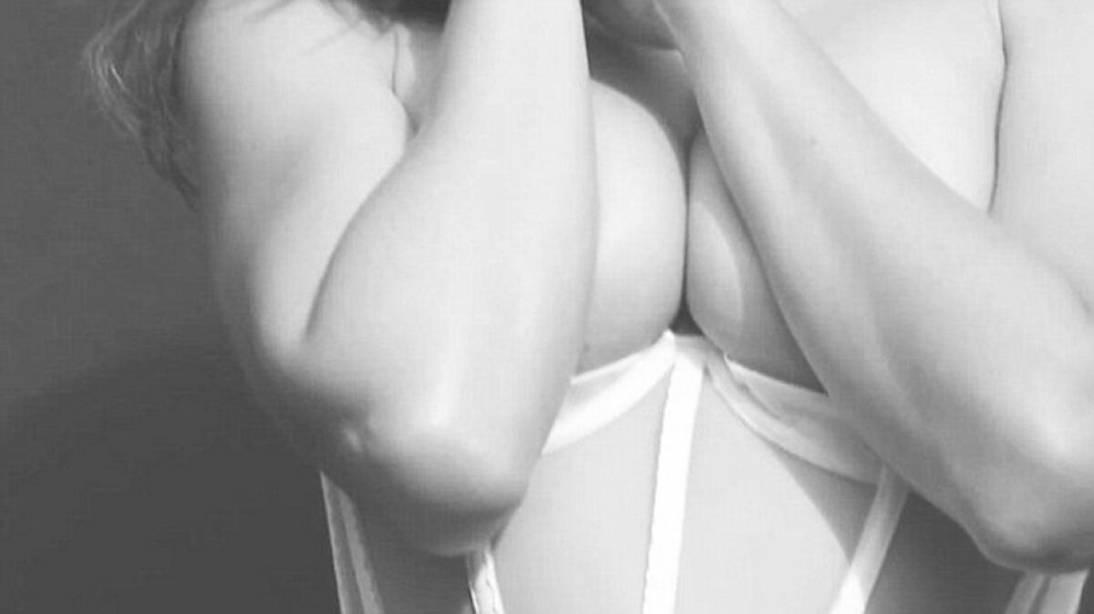 FOTO » Miranda Kerr este mai sexy ca niciodată