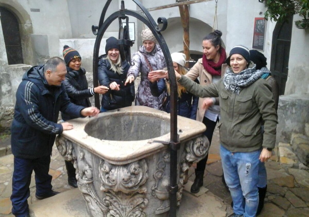 Relaxare la Castelul Bran pentru baschetbalistele de la Olimpia CSU Brașov