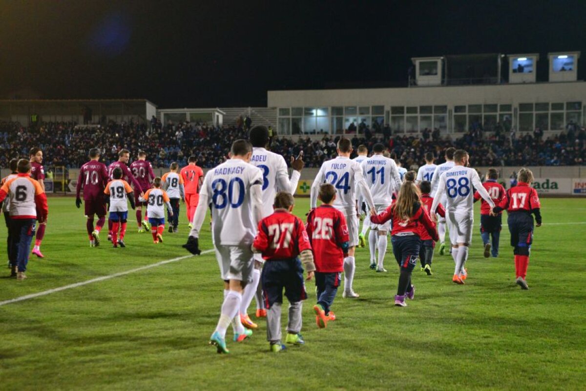 VIDEO+FOTO Nici Conceicao nu îi ajută » CFR Cluj a pierdut pe terenul lui FC Botoșani, scor 1-2