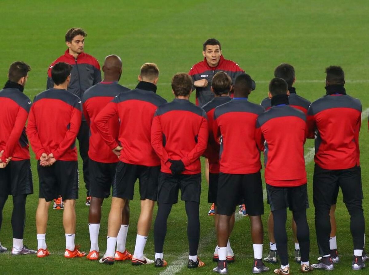 FOTO Imagini de la primul antrenament condus de Gâlcă » Președintele echipei a supervizat pregătirea