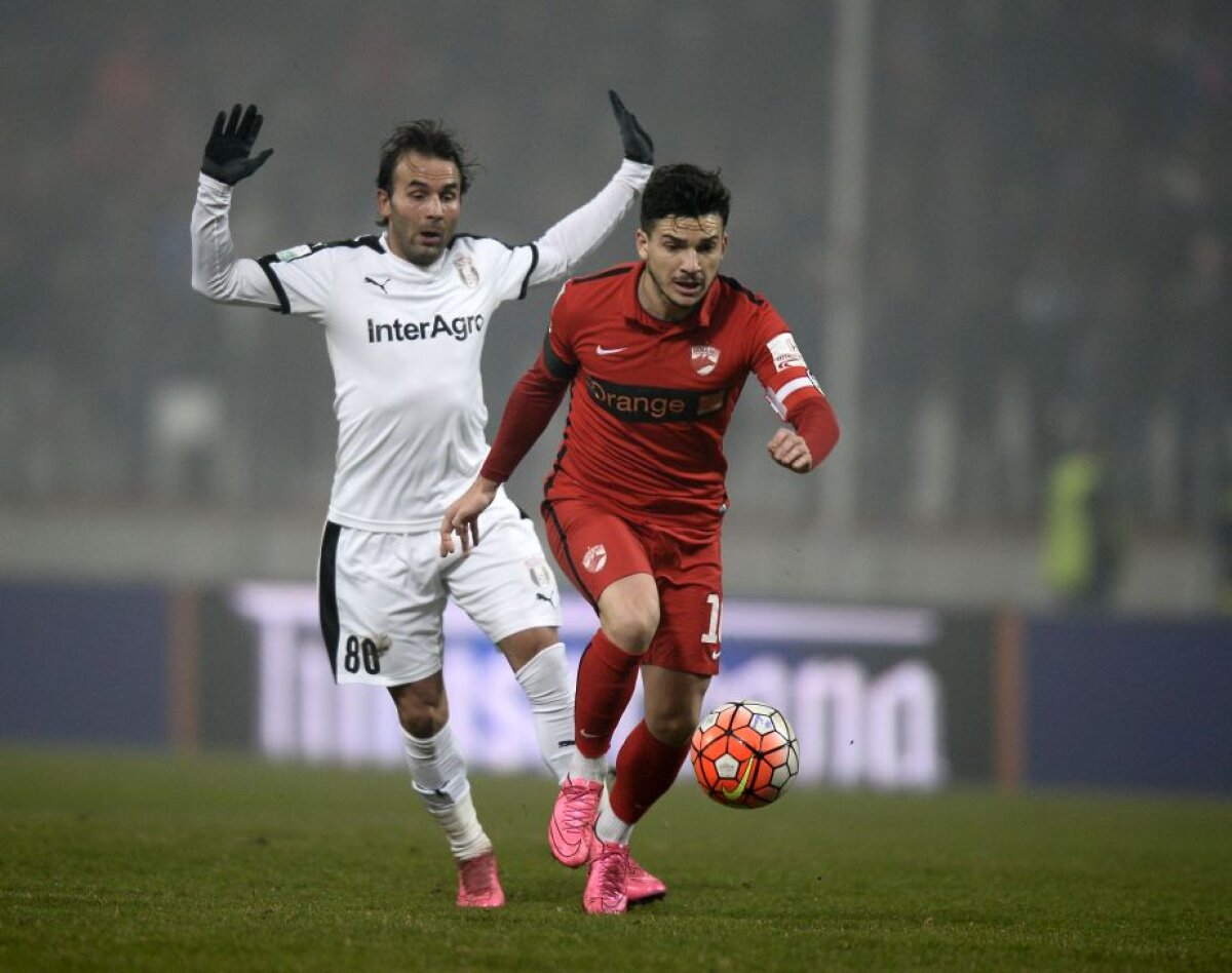 FOTO Dinamo - Astra 2-1 » "Cîinii" au cîștigat meciul grație unui gol marcat în ultimul minut și s-au calificat în semifinale