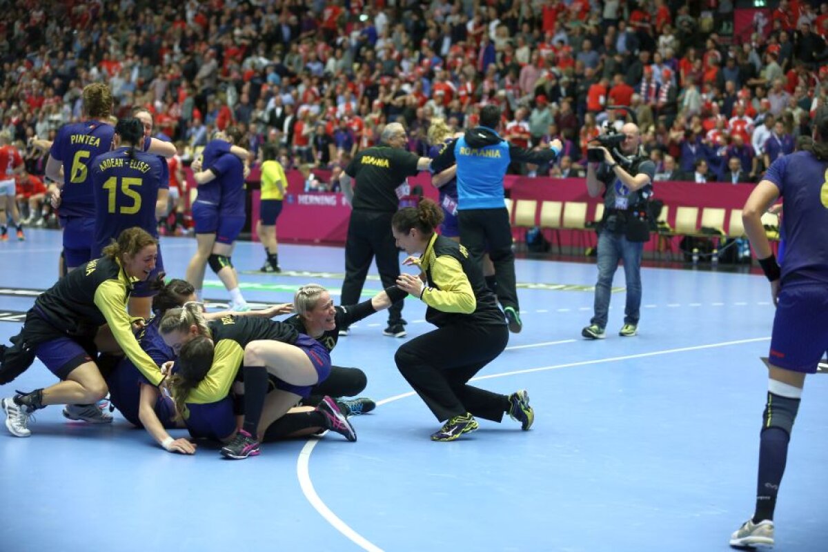 GALERIE FOTO Româncele s-au descătușat după calificarea în semifinale! Imagini de colecție cu Neagu și compania