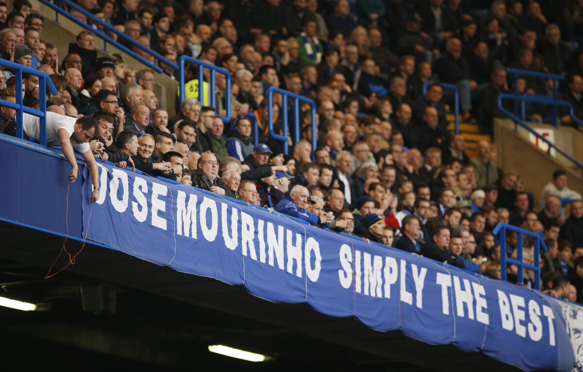 VIDEO + FOTO Mourinho, cel mai aplaudat om al zilei pe Stamford Bridge