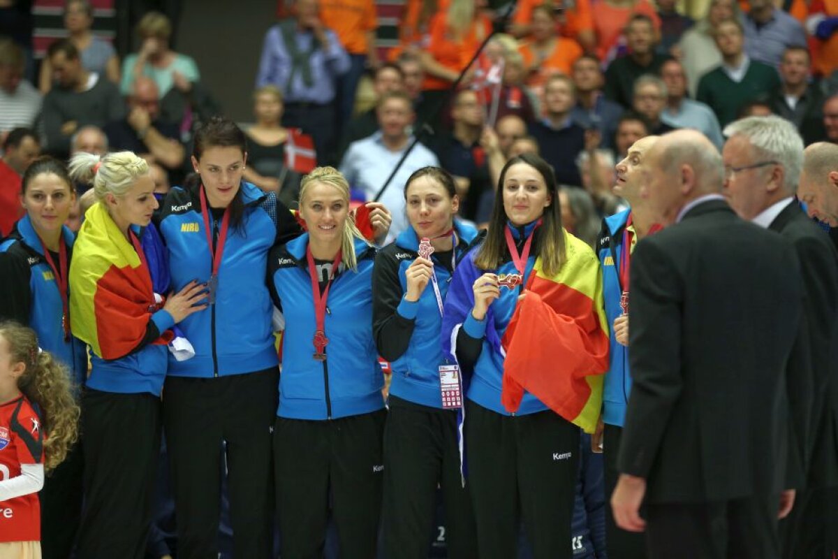 GALERIE FOTO Fete de aur cu medalii de bronz » Imagini superbe de la festivitatea de premiere realizate de Marius Ionescu