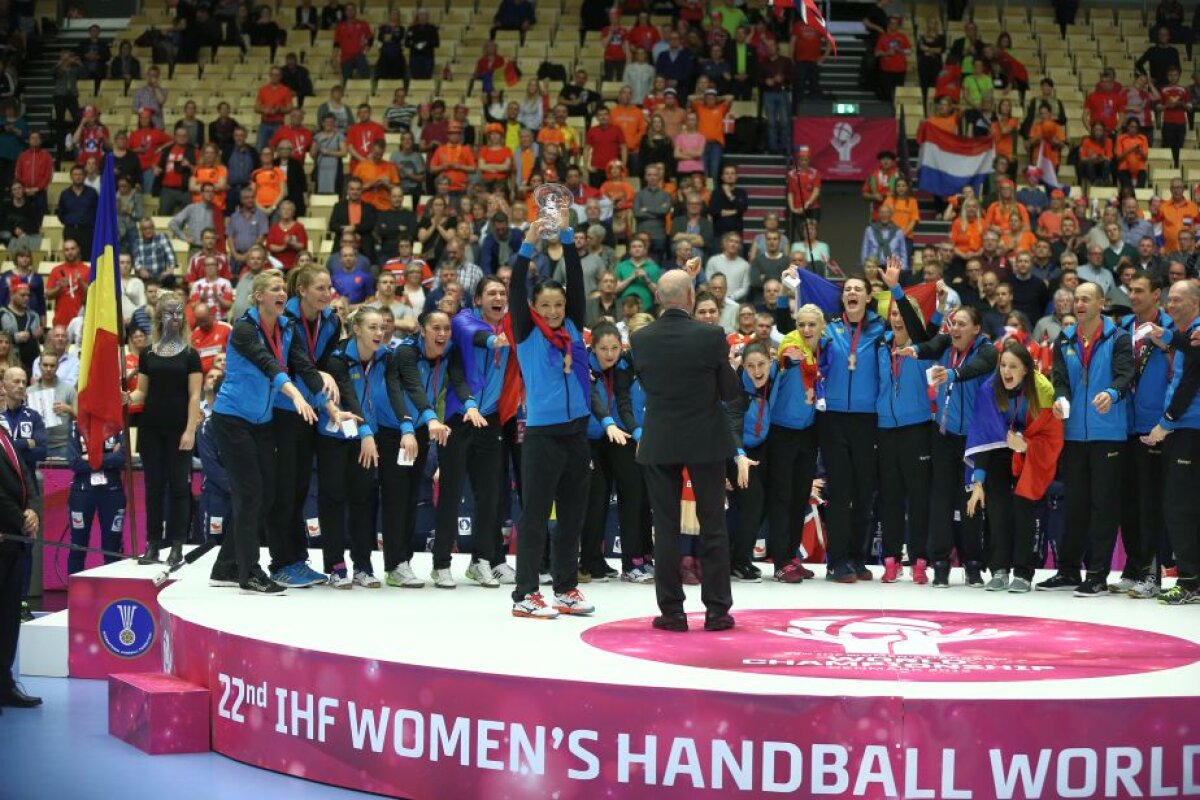 GALERIE FOTO Fete de aur cu medalii de bronz » Imagini superbe de la festivitatea de premiere realizate de Marius Ionescu