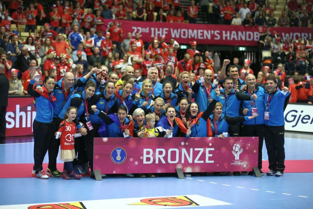 GALERIE FOTO Fete de aur cu medalii de bronz » Imagini superbe de la festivitatea de premiere realizate de Marius Ionescu