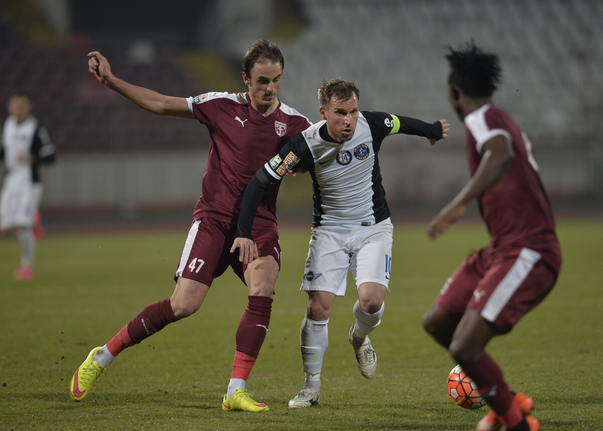 FOTO & VIDEO Viitorul a învins FC Voluntari, scor 3-2, și a urcat pe locul 2 în Liga 1