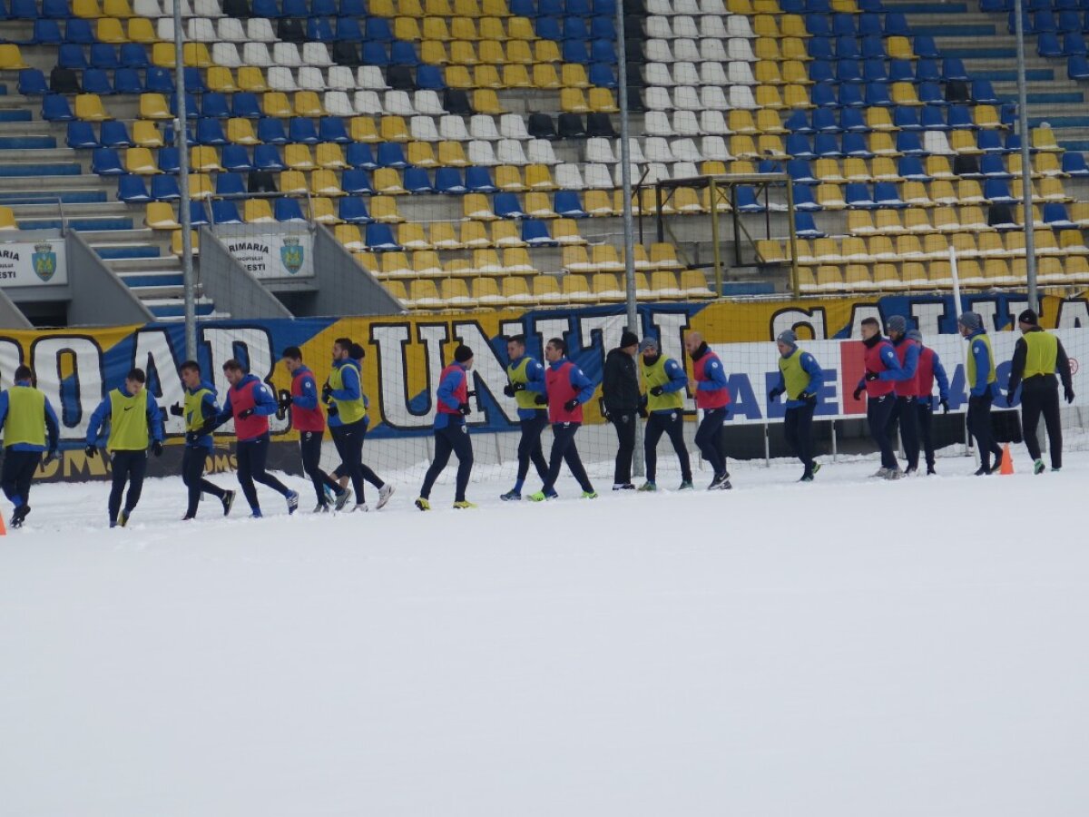 GALERIE FOTO Petrolul, prima din Liga 1 care s-a reunit » Lotul pe care Schumacher l-a avut la dispoziție