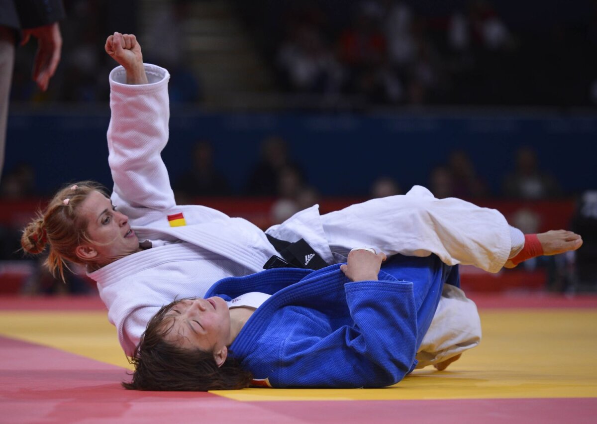 EXCLUSIV Gazeta publică listele premiilor la ultimele 3 Olimpiade » România plătește mai bine decît SUA, Canada, Germania, Olanda, Franța și China!