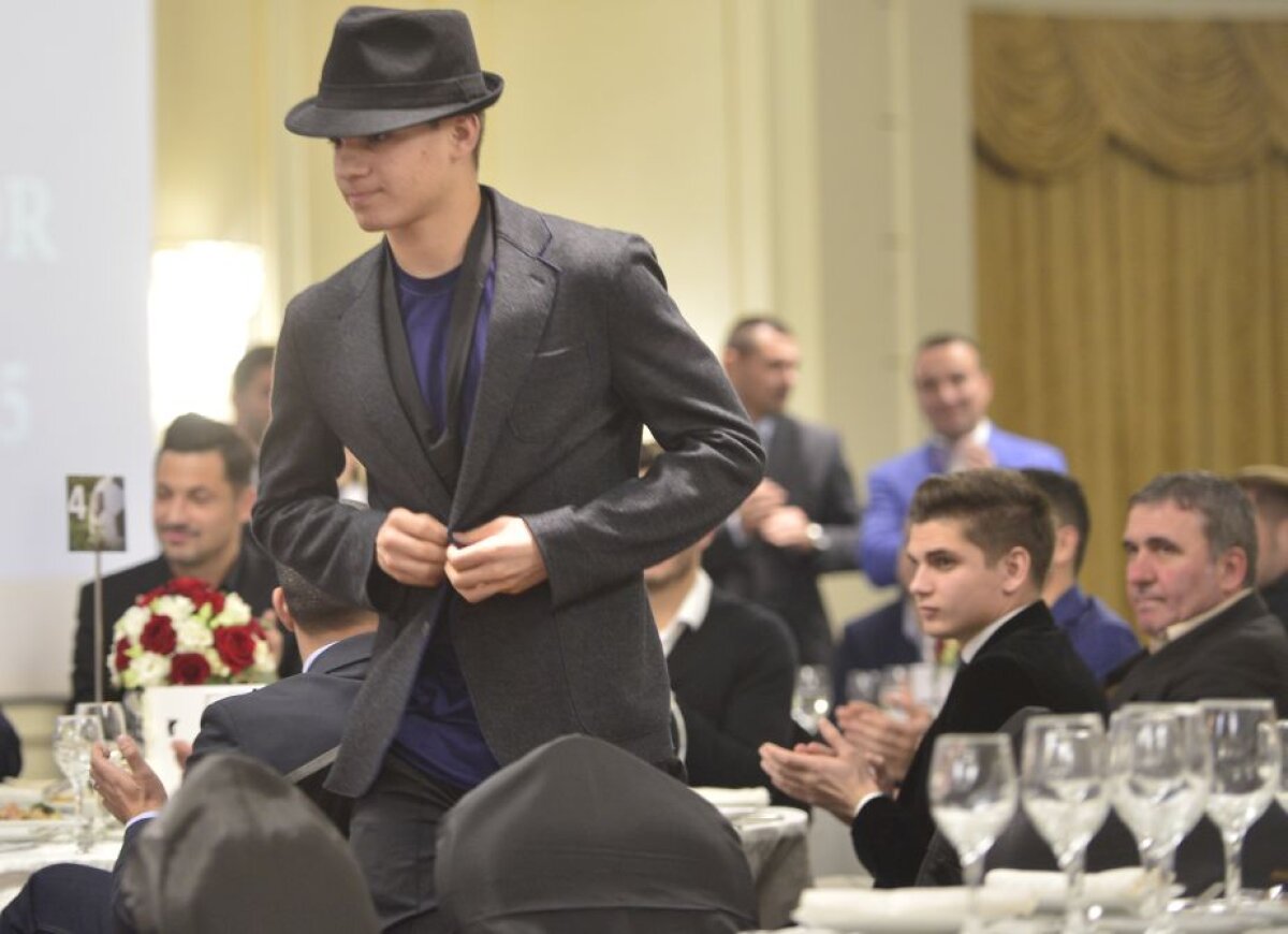 S-au decernat premiile AFAN » Cine sînt cei mai buni jucători, antrenori, conducători şi jurnalişti din 2015